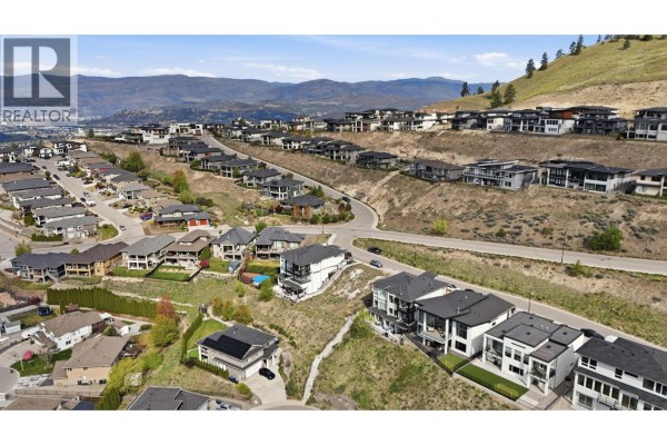 1485 Fairwood Lane, Kelowna, BC, photo 3