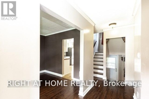 1489 Applewood Road, Mississauga, ON L5E2M2 Photo 3