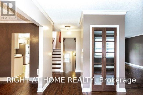 1489 Applewood Road, Mississauga, ON L5E2M2 Photo 5