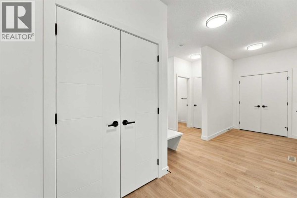 2pc Bathroom - 1489 South Point Villas Sw, Airdrie, AB T4B3J5 Photo 3