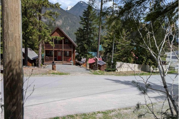 14891 Parkview Avenue, Sunshine Valley, Sunshine Valley, BC V0X1L5 Photo 2