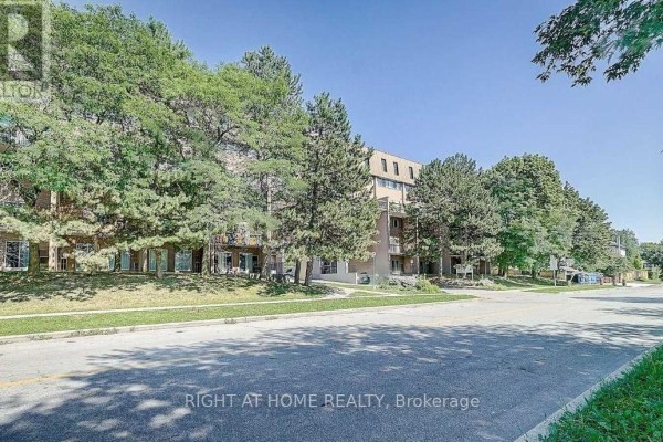 Dining room - 149 - 165 Cherokee Boulevard, Toronto, ON M2J4T7 Photo 2