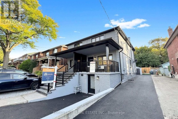 Kitchen - 149 Atlas Avenue, Toronto, ON M6C3P4 Photo 3