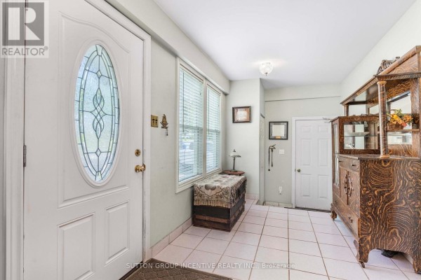 149 Blake Street, Barrie, ON, photo 2