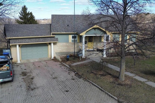 Kitchen - 149 Boyne Street, Treherne, MB R0G2V0 Photo 2