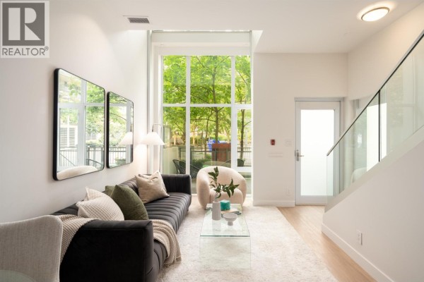 149 E 1st Avenue, Vancouver, BC V6A0E8 Photo 4