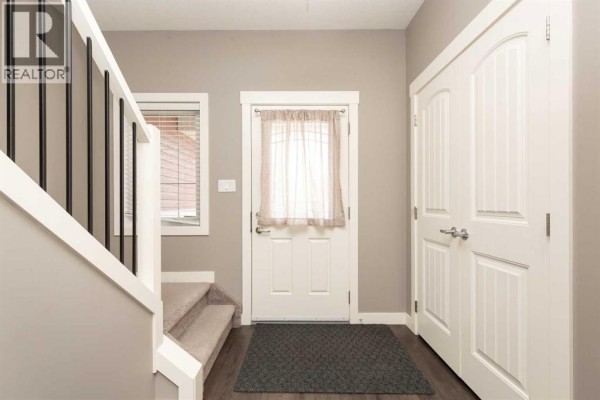 Living room/Dining room - 149 Fairmont Boulevard S, Lethbridge, AB T1K7E8 Photo 2