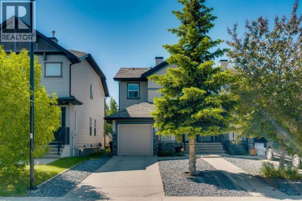 149 Luxstone Way Sw, Airdrie, AB, photo 2