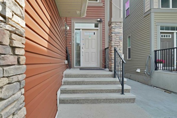 Kitchen - 149 Saddlestone Drive Ne, Calgary, AB T3J0W3 Photo 3