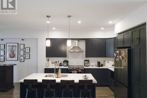 Loft - 149 Wabikon Crescent, Ottawa, ON K1X0H8 Photo 4