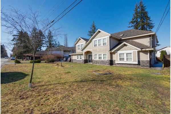 14906 92 Avenue, Surrey, BC V3R1C1 Photo 3