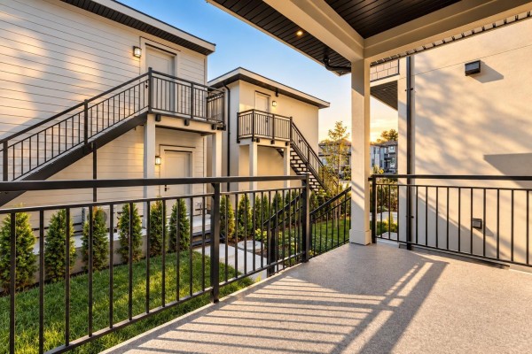 1491 168 Street, Surrey, BC V3S9M4 Photo 4