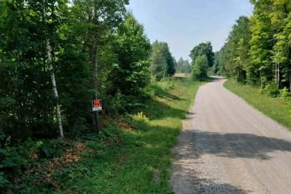 1491 Smith Road Sw, Frontenac, ON, photo 2