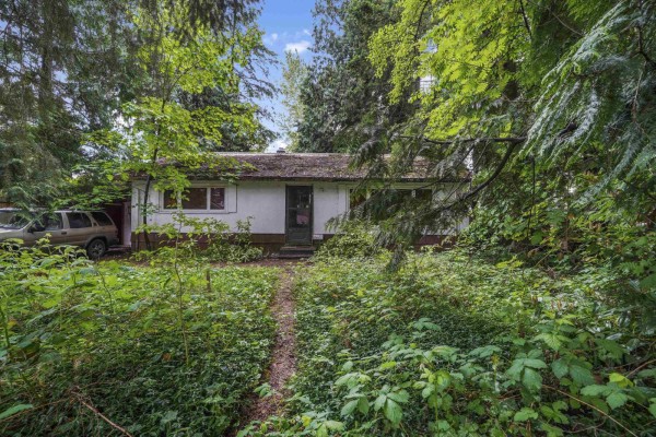 14924 90a Avenue, Surrey, BC V3R1B4 Photo 2