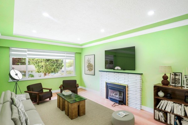 14935 Kew Drive, Surrey, BC V3R4Y1 Photo 4