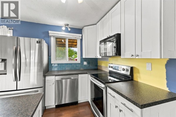 1495 Cornwall Road, Kelowna, BC, photo 3