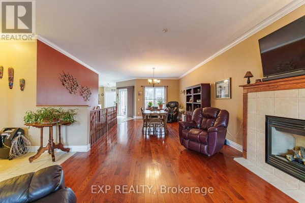 1496 Queensdale Avenue, Ottawa, ON, photo 3