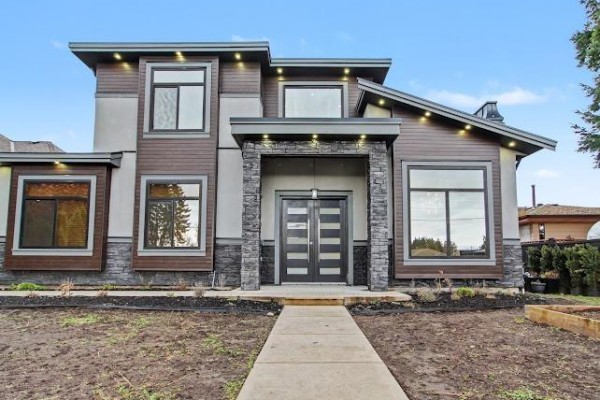 14969 96 Avenue, Surrey, BC V3R9V6 Photo 2