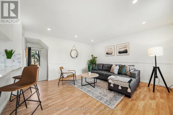 15 - 1204 Shillington Avenue, Ottawa, ON K1Z7Z4 Photo 4