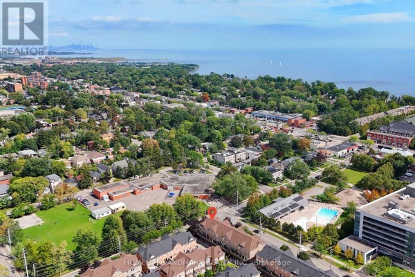 15 - 130 Park Street E, Mississauga, ON L5G4W1 Photo 3