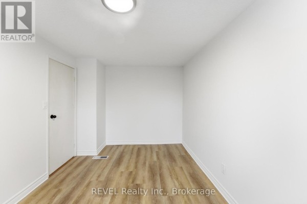 15 - 151 Linwell Road, St  Catharines, ON, photo 2