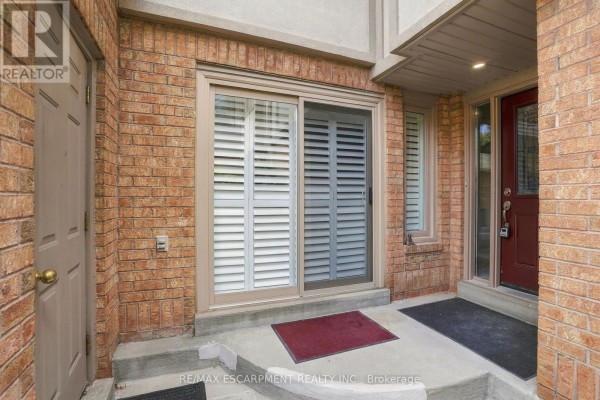 Family room - 15 - 1724 The Chase, Mississauga, ON L5M4P2 Photo 4