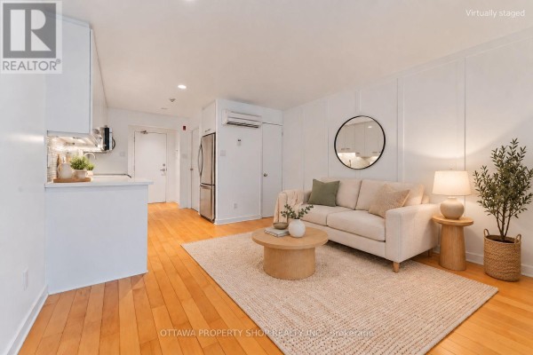 15 - 202 St Patrick Street, Ottawa, ON K1N5K3 Photo 4