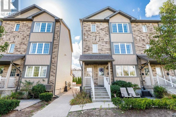 15 - 275 Old Huron Road E, Kitchener, ON N2R1P9 Photo 2