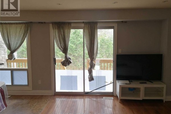 Family room - 15 - 653 Village Parkway, Markham, ON L3R2G8 Photo 3
