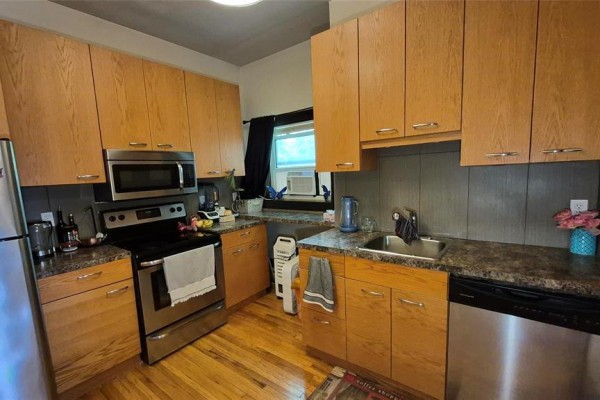 15 161 Cathedral Avenue, Winnipeg, MB R2W0X1 Photo 4