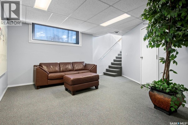 15 2010 7th Avenue, Regina, SK S4R1C2 Photo 4
