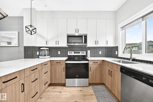 Den - #15 6214 Cartmell Ct Sw, Edmonton, AB T6W5A7 Photo 4