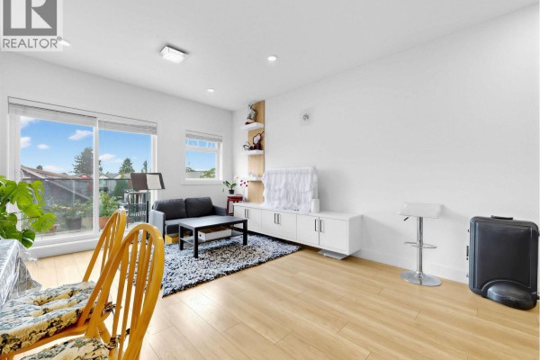 15 6288 Beresford Street, Burnaby, BC V5J1K2 Photo 4