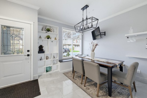 Foyer - 15 6577 Southdowne Place, Sardis South, Chilliwack, BC V2R0H4 Photo 4