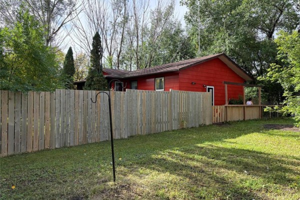 15 6th Street, Glenella, MB R0J0V0 Photo 4