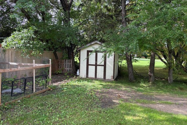 15 6th Street, Glenella, MB R0J0V0 Photo 5