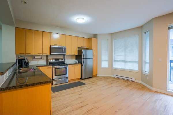 15 7155 189 Street, Surrey, BC V4N5S8 Photo 4