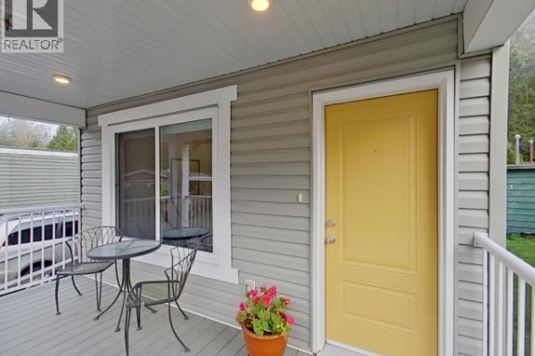 15-8425 Highway 101, Powell River, BC, photo 2