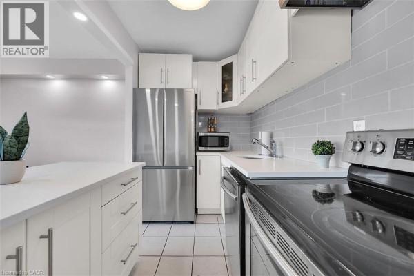 15 Albright Road Unit# 811, Hamilton, ON, photo 3