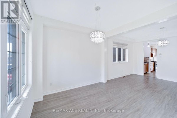 Eating area - 15 Bell Avenue, New Tecumseth, ON L0L1L0 Photo 4