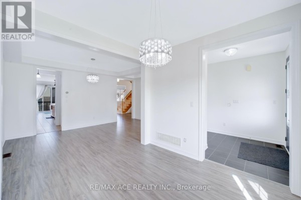 Family room - 15 Bell Avenue, New Tecumseth, ON L0L1L0 Photo 5
