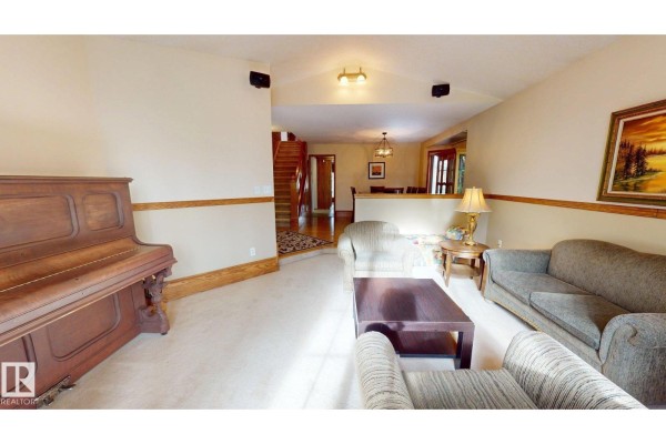 Family room - 15 Belmont Dr, St  Albert, AB T8N0C4 Photo 4