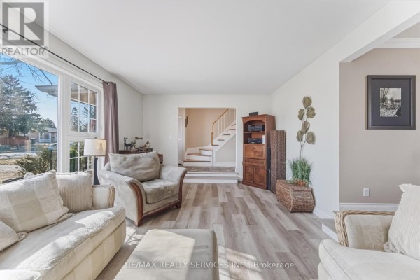 15 Braemar Drive, Brampton, ON, photo 2