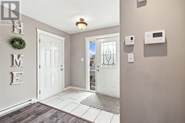 15 Camelot Crescent, Paradise, NL, photo 3