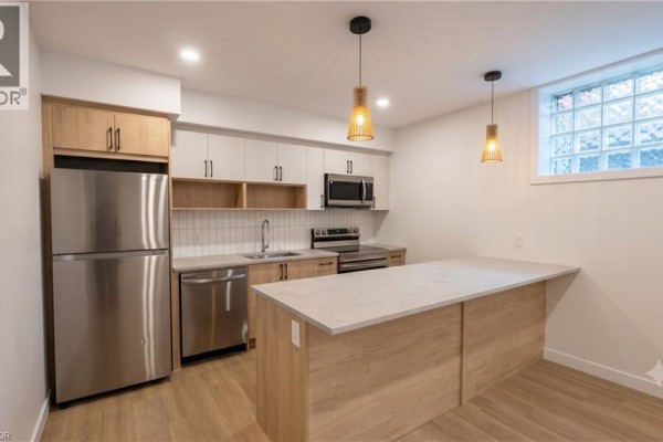 15 Cedar Street N Unit# 5, Kitchener, ON, photo 3