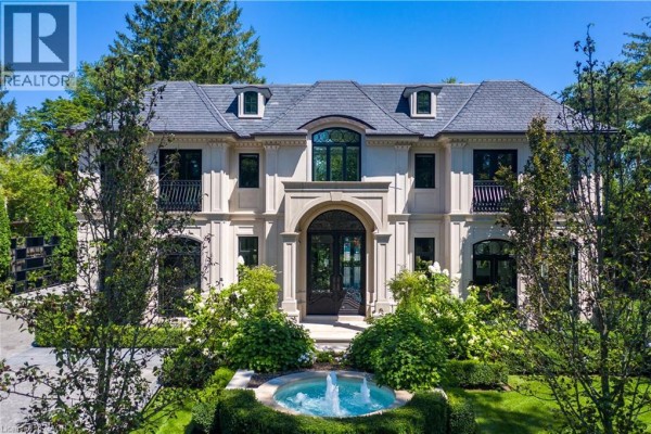 15 Chartwell Road, Oakville, ON, photo 2