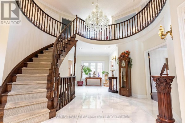 Other - 15 Clarendon Drive, Richmond Hill, ON L4B2Z4 Photo 5