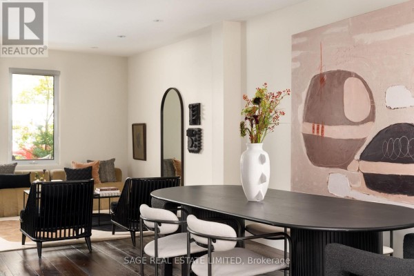 15 Crocker Avenue, Toronto, ON M6J1K7 Photo 4