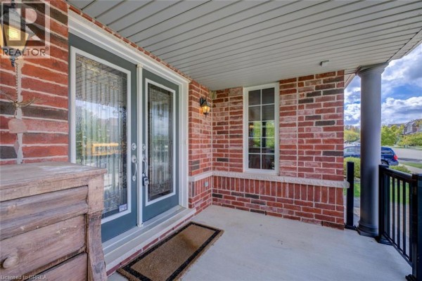 Den - 15 Davidson Court, Brantford, ON N3S0C6 Photo 4