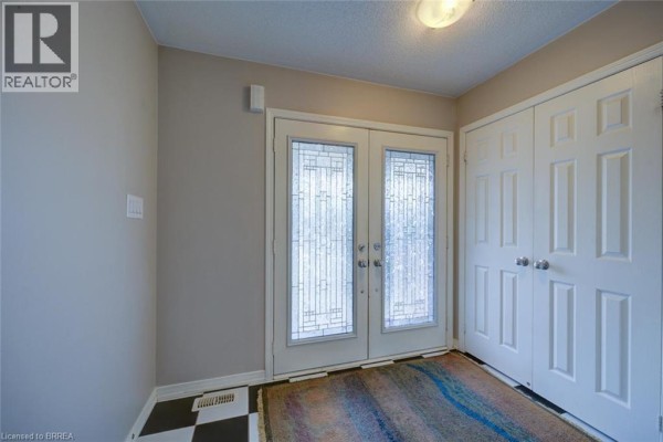 Office - 15 Davidson Court, Brantford, ON N3S0C6 Photo 5